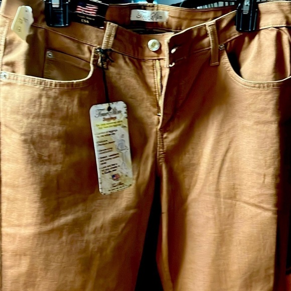 NWT brown size 12 jeggings w 5 pockets zipper fly - Picture 1 of 12